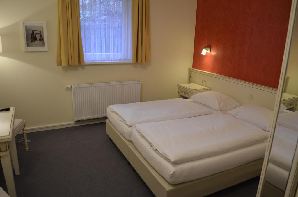 Hotel Pension Bellevue Bad Doberan Room photo